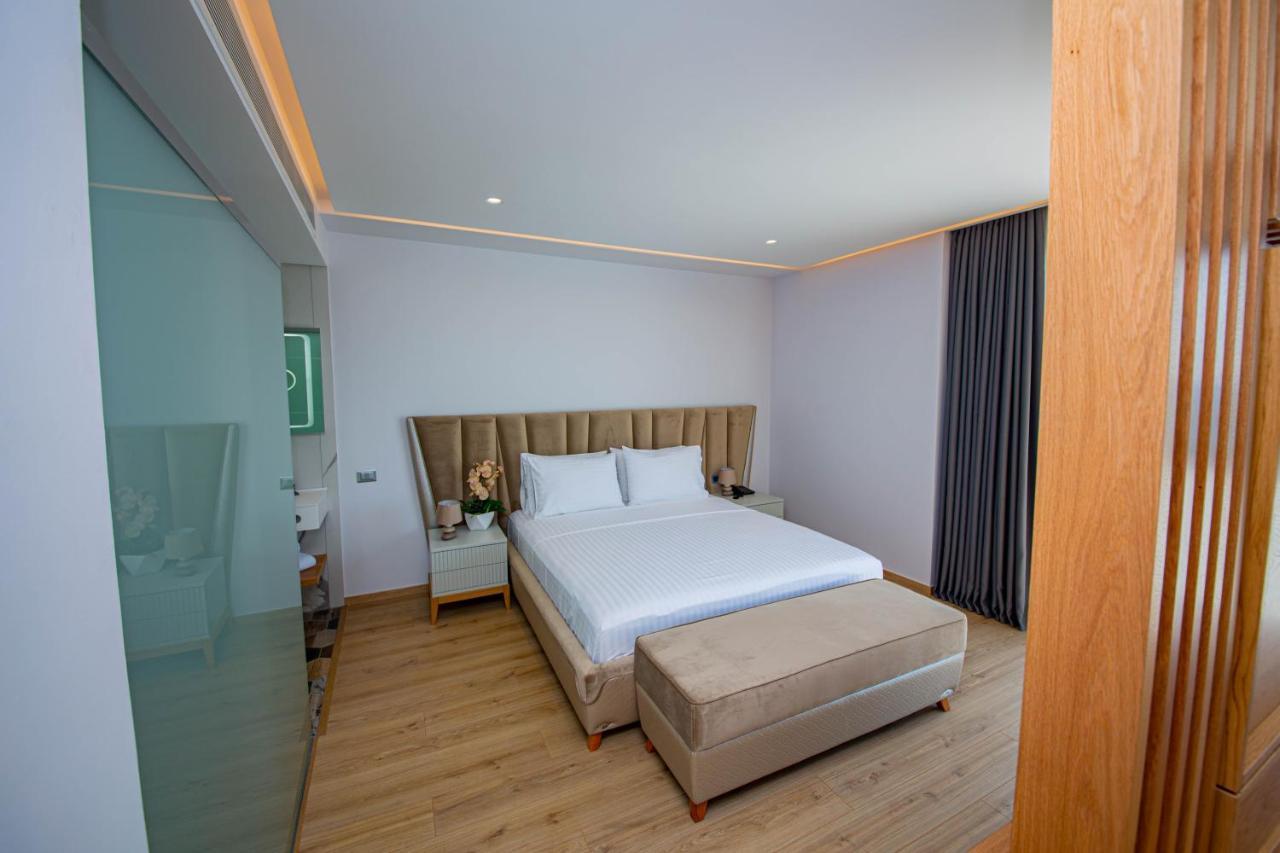 El Primero Hotel Саранда Экстерьер фото