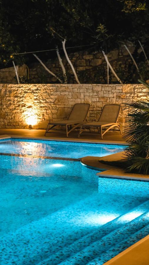 El Primero Hotel Саранда Экстерьер фото